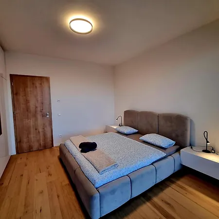 Big Balcony & Free Parking - Premium Lejlighed