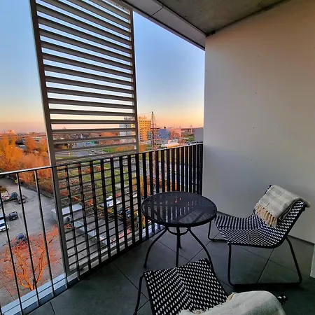 Lejlighed Big Balcony & Free Parking - Premium *